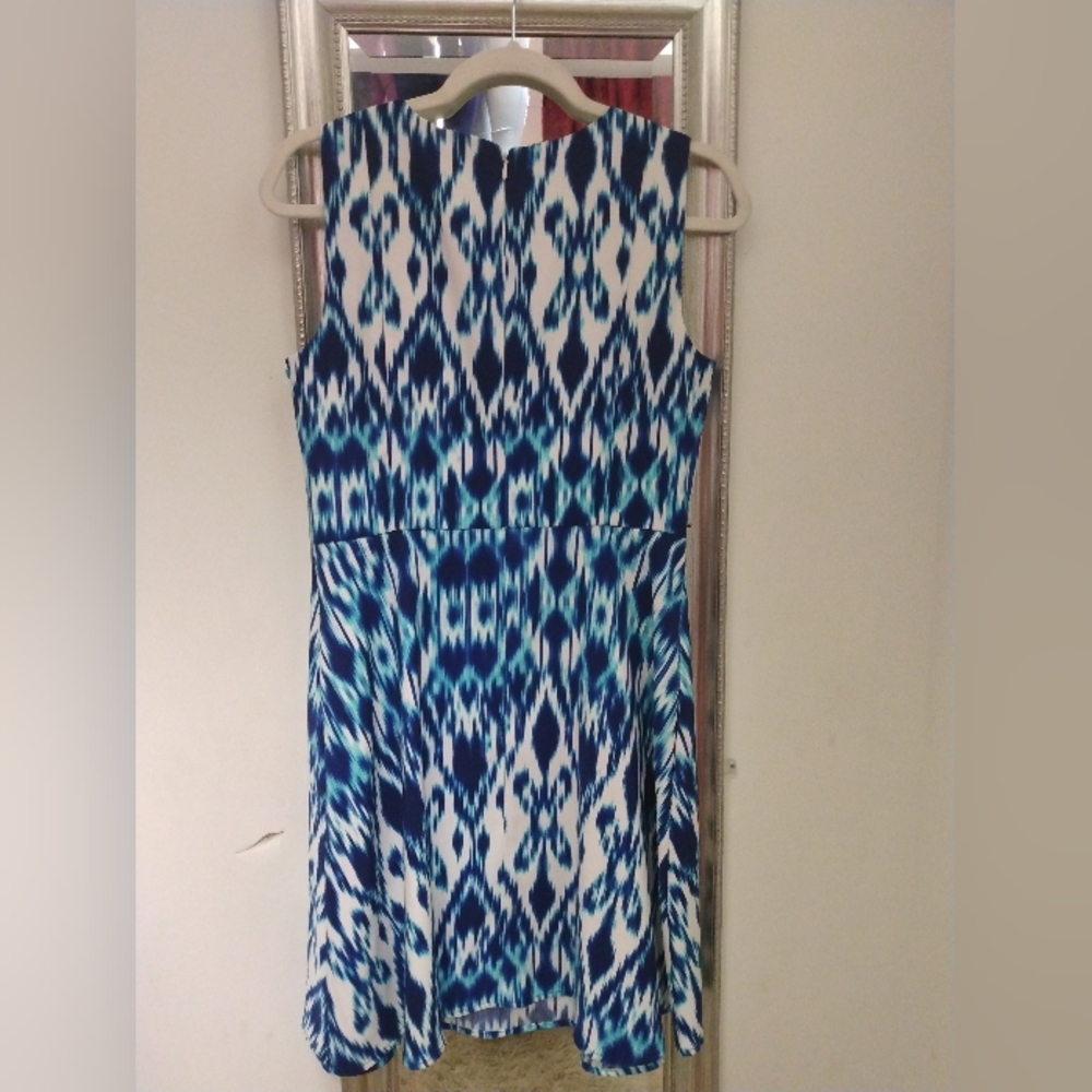 Women's AB STUDIO scroll swing dress by AB STUDIO blue&white dress size 8.